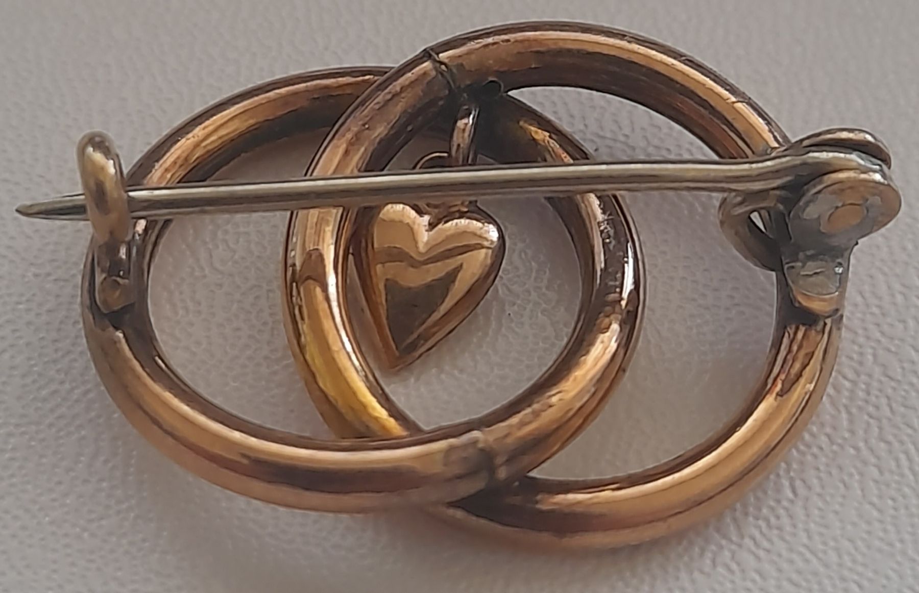 Broches & Aiguilles: Broche ancienne en Or 9cts/375. – D'occasion à Lausanne par Glam-Luxe 5