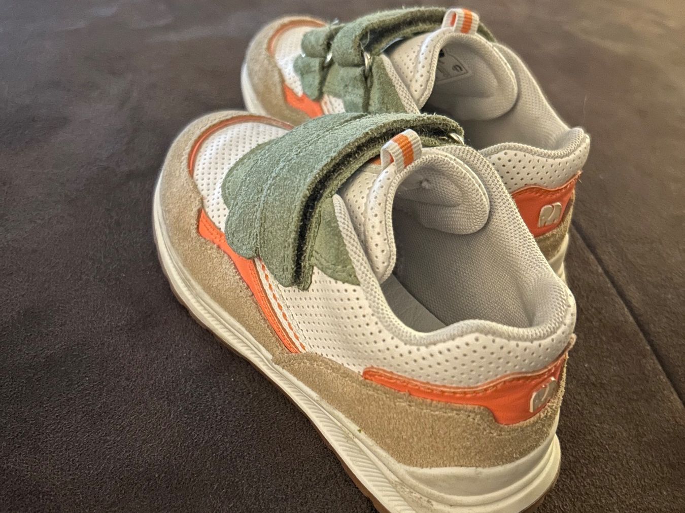 Elefanten Chaussures garçon: Kinder Turnschuhe Grösse 26 – D'occasion à Zürich par Evo-9 1