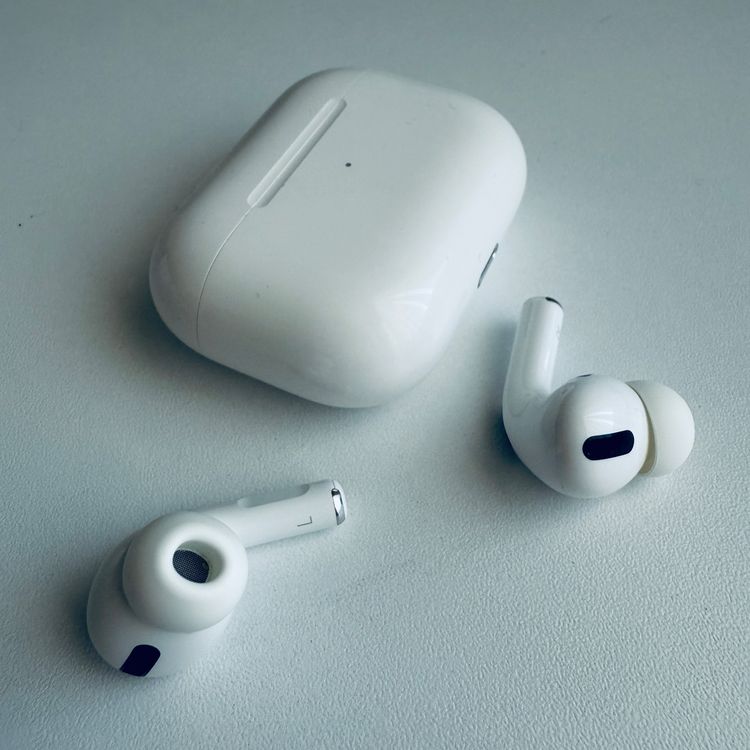 Apple Kopfhörer: Original Apple AirPods Pro 1 Gen. MagSafe USB-C Kabel – Gebraucht aus Basel von MY.AIRPODS.SHOP 7