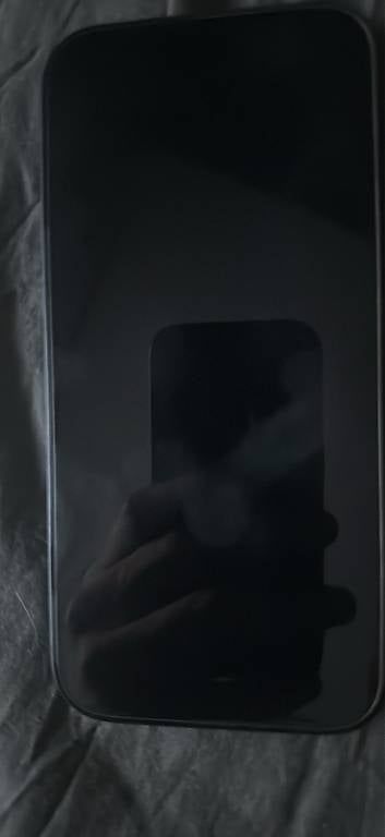 Telefoni cellulari / Smartphones: iPhone 17 pro 256go – Nuovo e nell'imballaggio originale da Petit-Lancy venduto da ada_wfs9 1