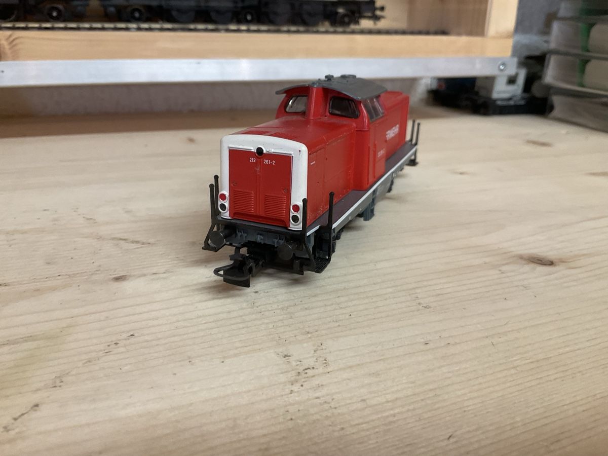 Märklin Modellini di ferrovie: DB V 100 – Nuovo (secondo la descrizione) da Wald ZH venduto da Sbbemilio 3