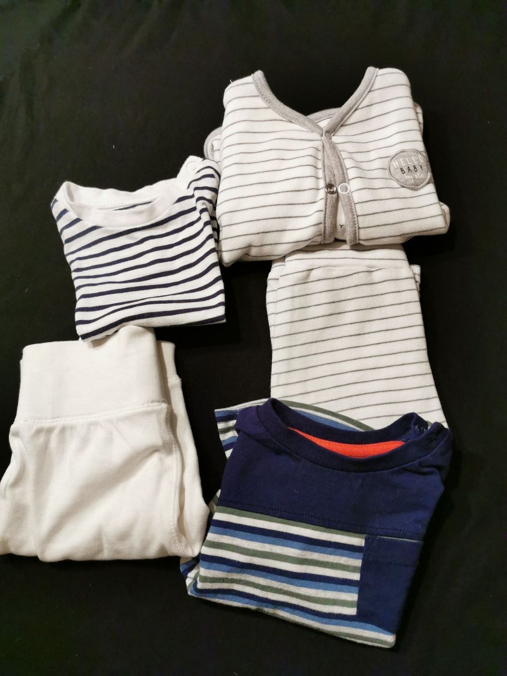 Lotti & Set di vestiti: Gepflegtes Jungsset Gr 62/68 – Usato da Zollikofen venduto da samantha308