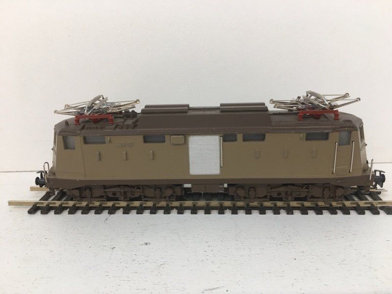 Märklin Modelleisenbahnen: Märklin H0 3035 Elektrolokomotive E 424 FS braun – Gebraucht aus Büsserach von ModellbahnDepot 6