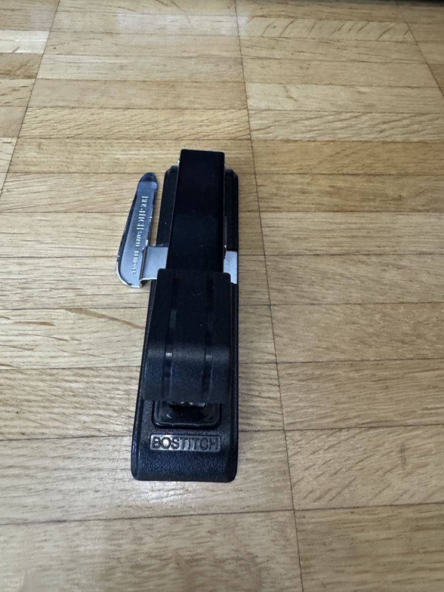 Pinze: Pinzatrice Bostitch usata – Usato da Viganello venduto da BlackPanda0003