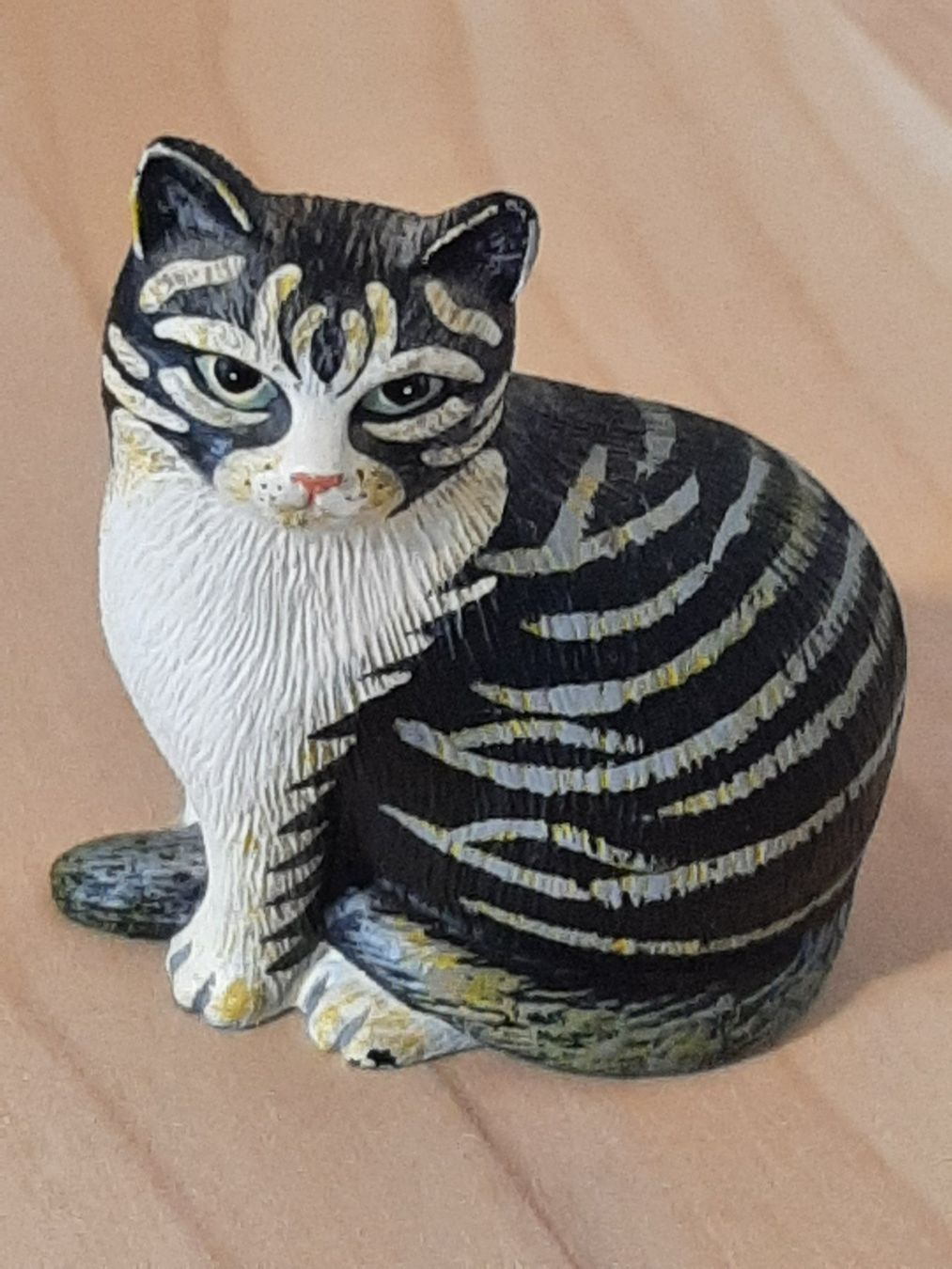 Figuren: Katzenfigur "Coy" – Gebraucht aus Unterentfelden von april20012