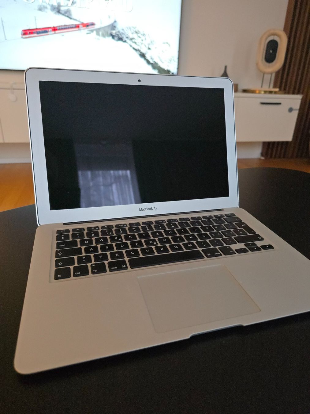 Apple Notebook: MacBook Air 13-inch (2015) – Usato da Volketswil venduto da 0b0