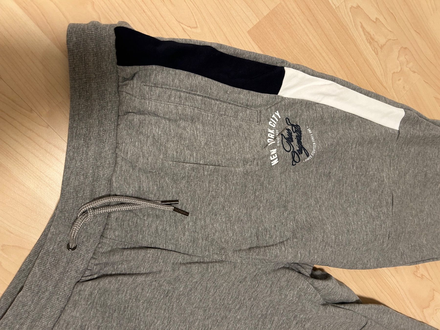C&A Pantalons: Trainerhose C&A, Grösse M – Neuf (Voir description) à Rudolfstetten par lori_96 1