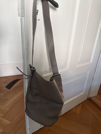 Handtasche Umhängetasche Kunstleder taupe guter Zustand