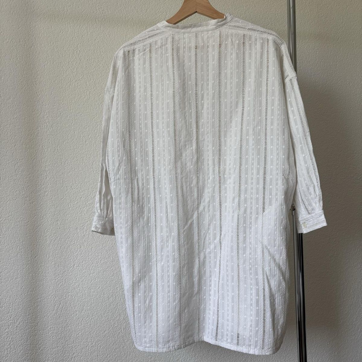Tuniche: Arket White Embroidered Tunic – Usato da Zürich venduto da aam_w8ny 1