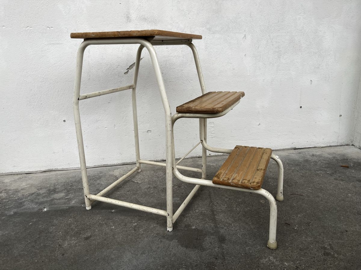 Sgabelli: Vintage 3 tritt Hocker – Usato da Bern venduto da fotolog111