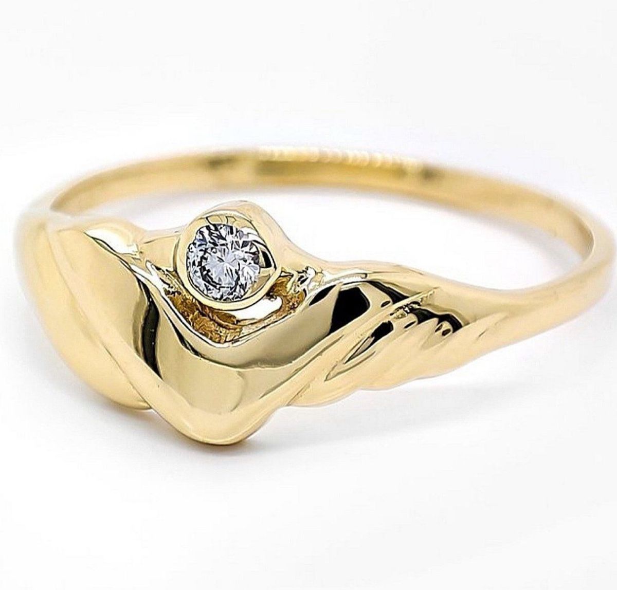 Anelli: 14k Gelbgold Ring mit 0.05ct Pink Diamant – Nuovo e nell'imballaggio originale da Untersiggenthal venduto da TimeandShine 3