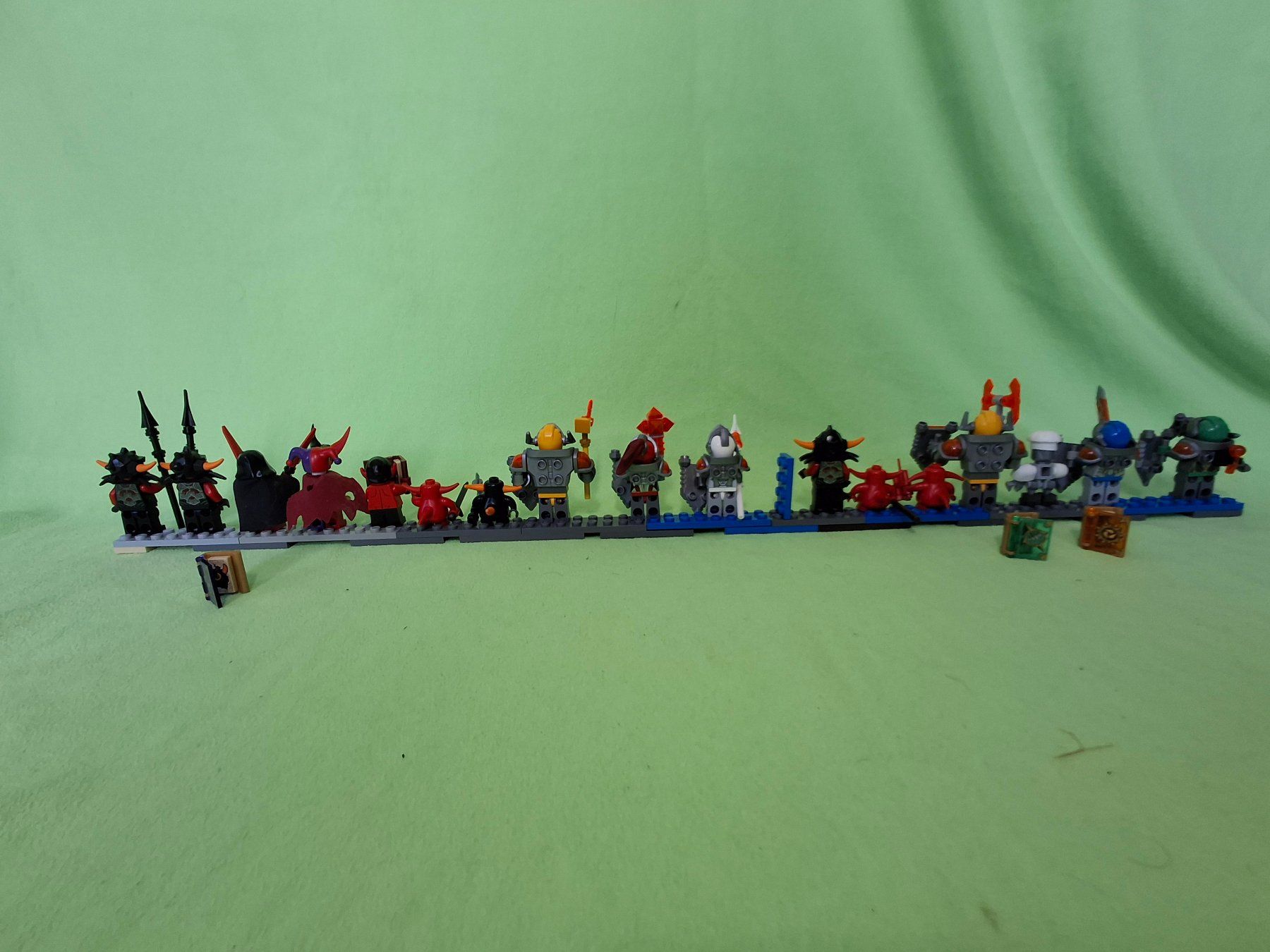 Lego Spielzeuge: Lego Nexo Knights 70323+70317 – Gebraucht aus Grenilles von pattes-blanches 2