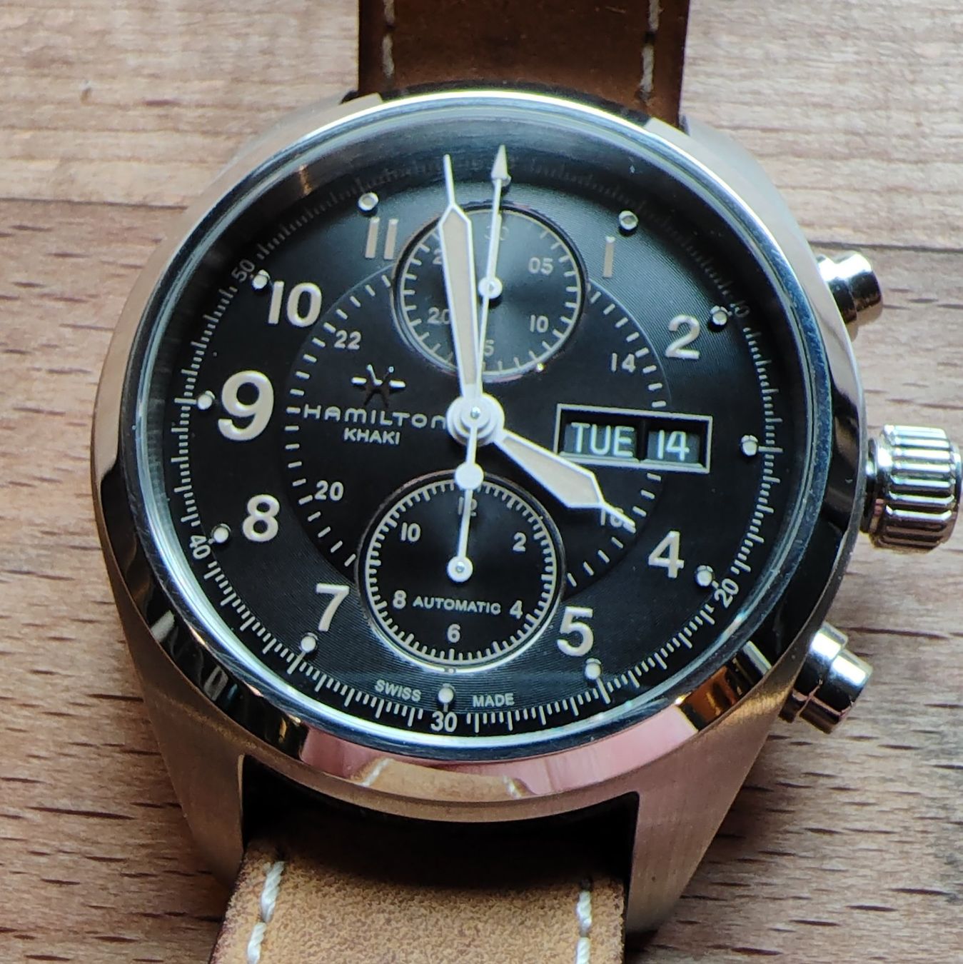 Hamilton Uhren: Khaki Field Auto Chrono Automatic - H71616535 – Gebraucht aus Basel von OnutWOODLAND 1