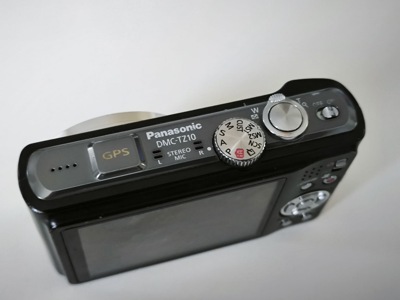 Panasonic Fotocamera: Panasonic Lumix TZ10 FS30 – Usato da Riaz venduto da vanucaptures 3
