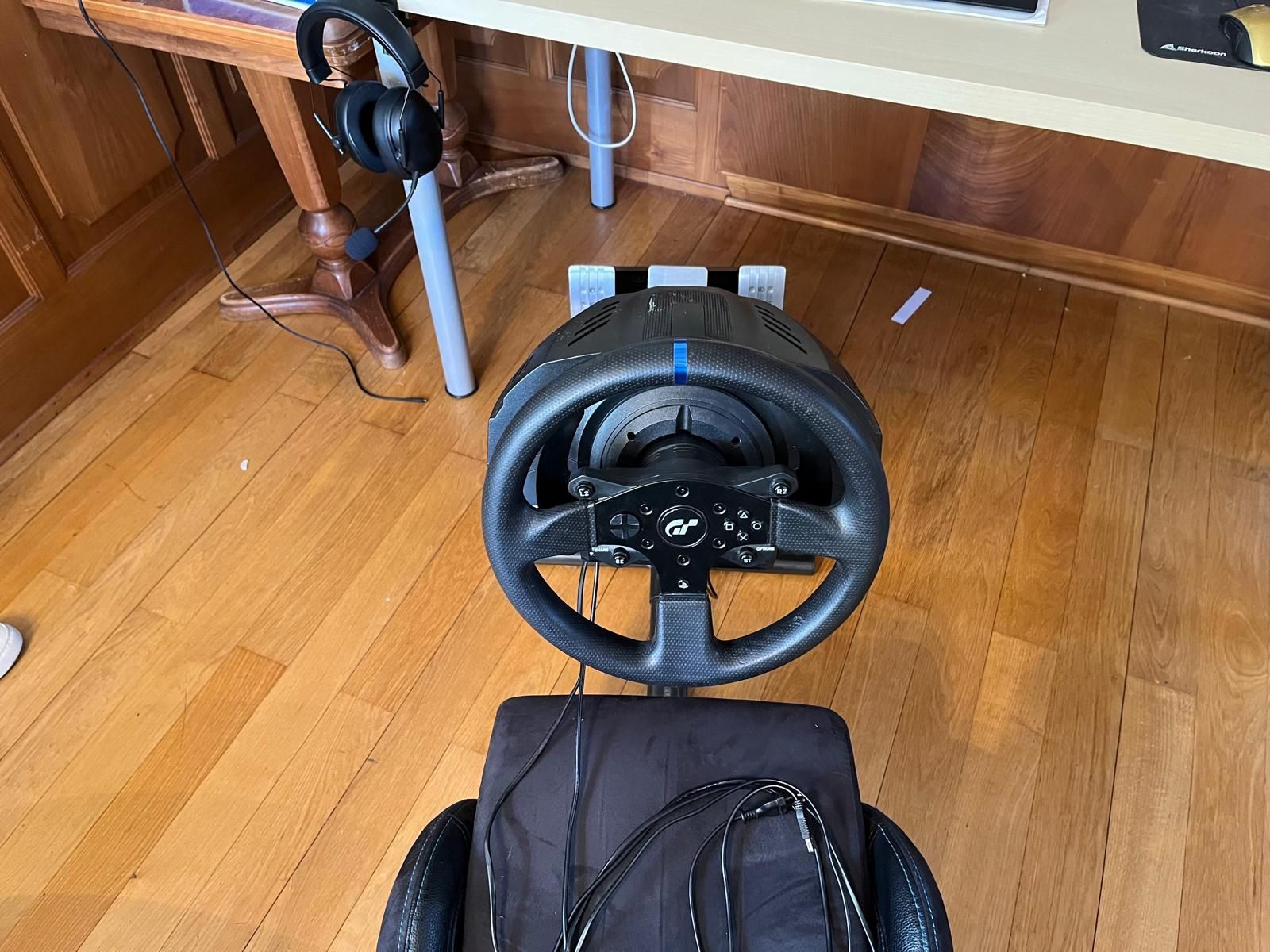 Playseat Chaises: Playseat Racing Rig mit Thrustmaster T300 – D'occasion à Suhr par smoerga 3