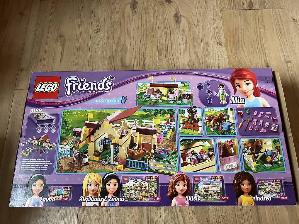Lego Kit di costruzioni: Lego Friends Les écuries 3189 – Usato da Bevaix venduto da nad_t8tm 1