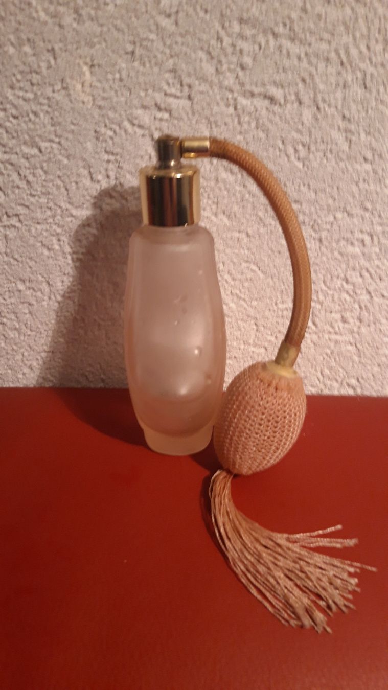 Profumi & Eau de Toilette: Vintage Antiker Parfumzerstäuber, Dekorativ – Usato da Schangnau venduto da Arnika56 1