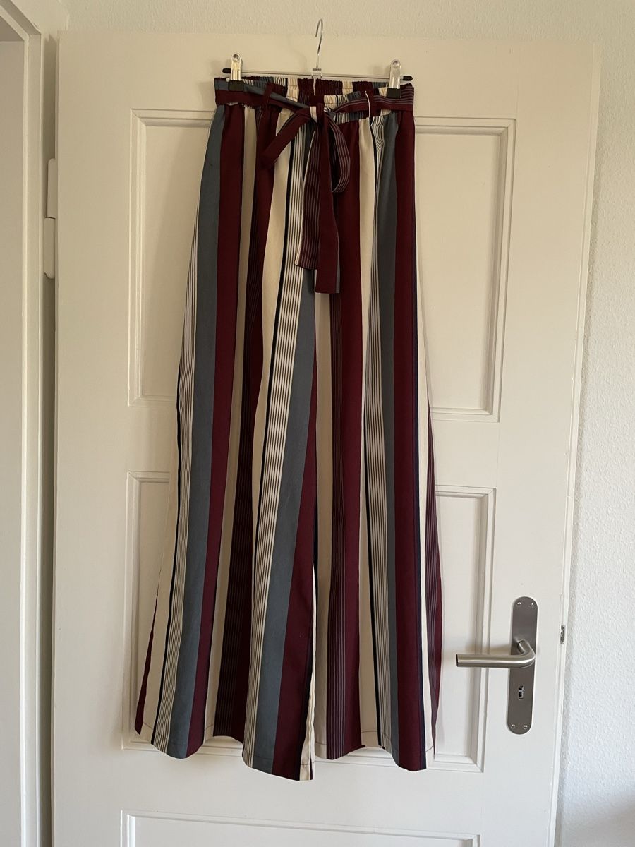 Pantaloni: Sommerhose Gr. S, VOYELLES – Usato da Zürich venduto da Ali-Olmi
