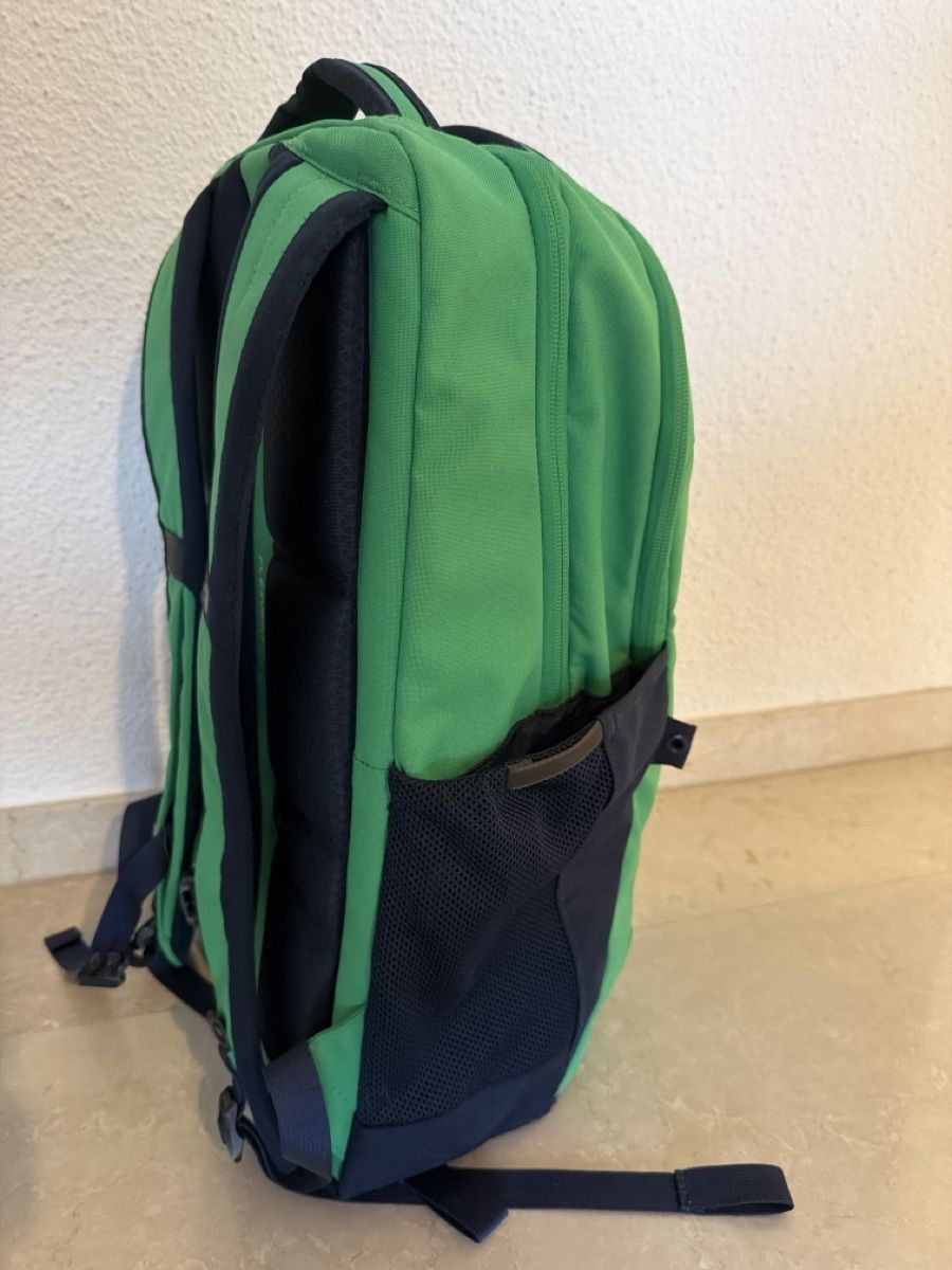 North Face Rucksäcke: The North Face Jester backpack green/navy – Gebraucht aus Luzern von pbe_bnj8 3