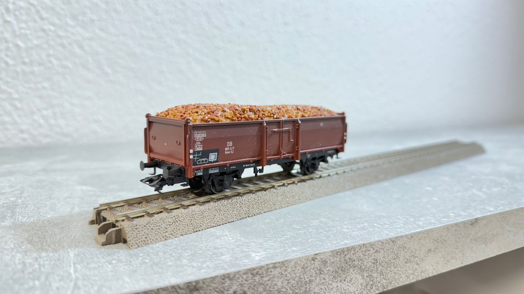 Roco Modelleisenbahnen: Roco Güterwagen mit Ladung H0 / AC – Gebraucht aus Schlieren von rat_lq6b 4