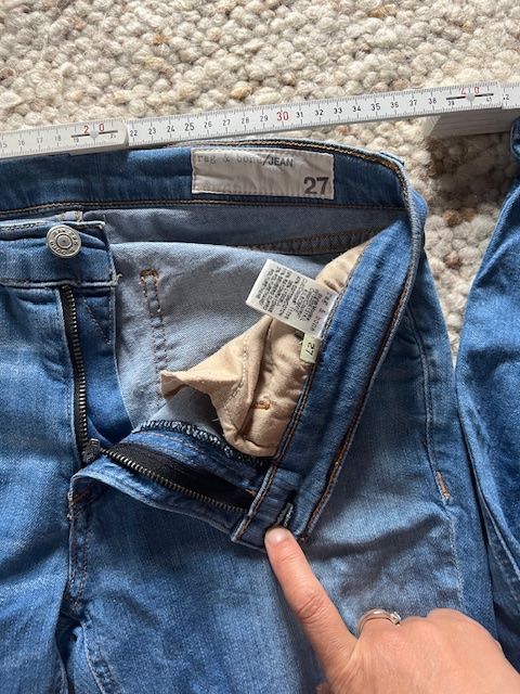 Jeans: Stylische Rag & Bone Jeans in Grösse 27 – Usato da Neerach venduto da romiping 3