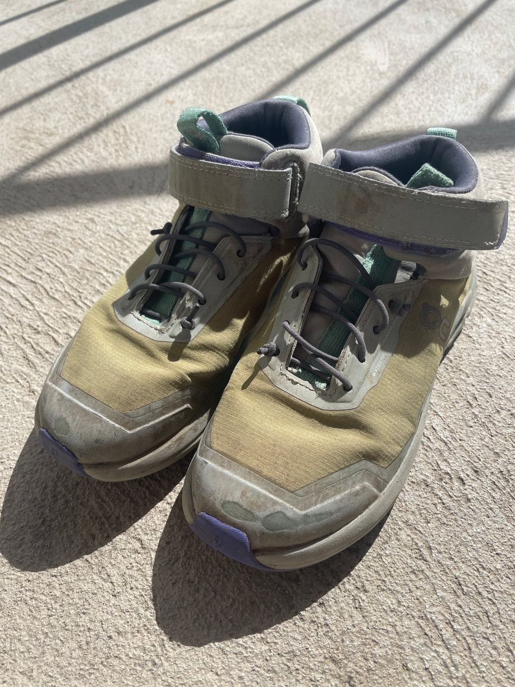 On Scarpe per ragazzi: On Cloudhero Mid Waterproof (Grösse 30) – Usato da Zürich venduto da papillon8000