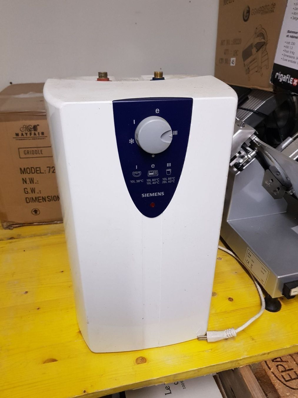 Sanitär: Warmwasserspeicher – Gebraucht aus Wuppenau von Gastro-Wuppenau
