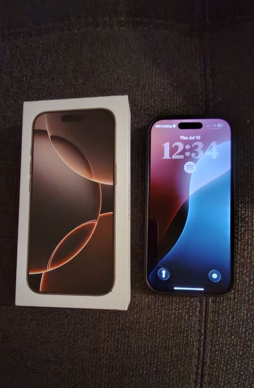 Apple Handys / Smartphones: Iphone 16 pro 256gb – Gebraucht aus Vevey von Rass25