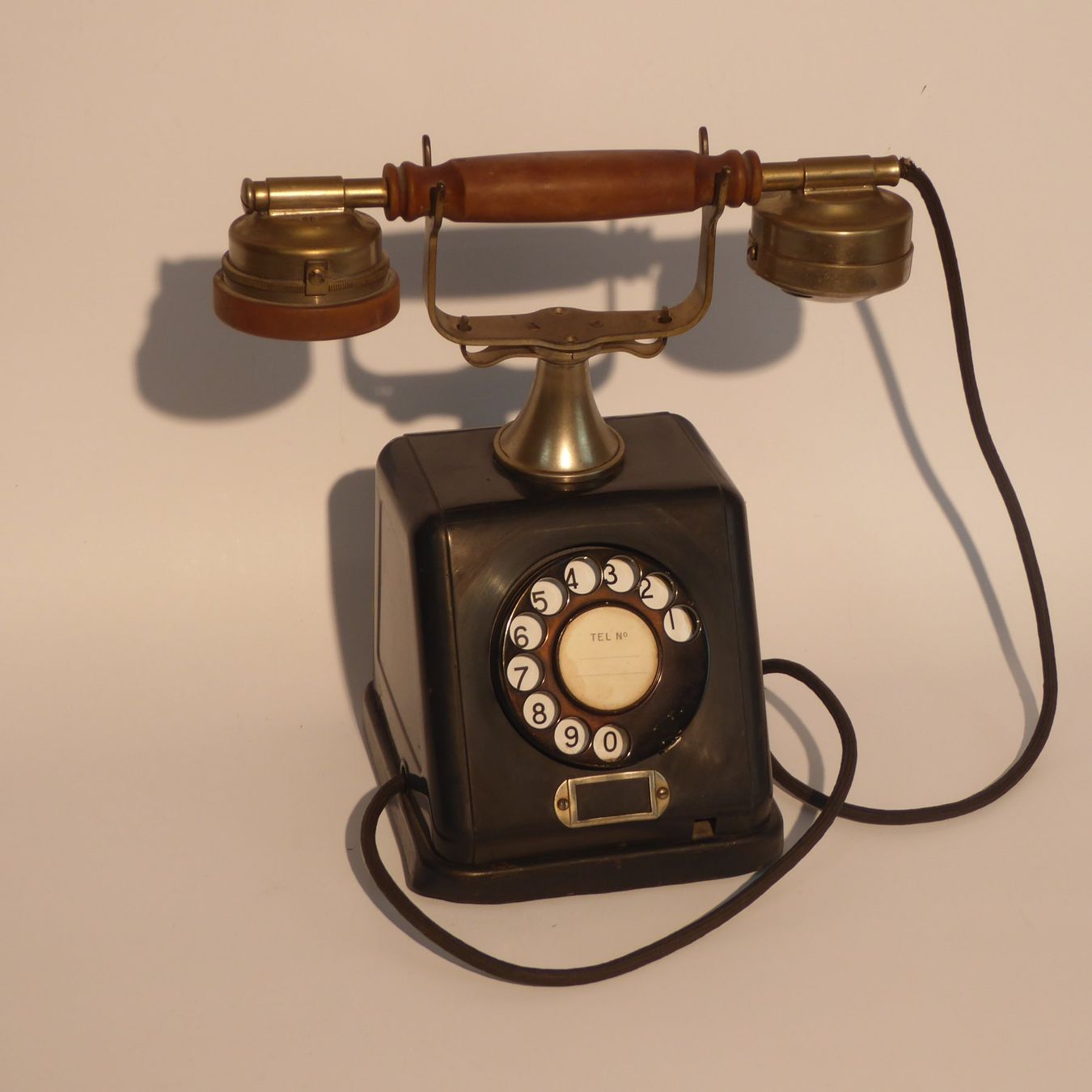 Téléphones: Telefon alt mit Drehscheibe – D'occasion à Bern par blaukreuz-brocki_BE 3