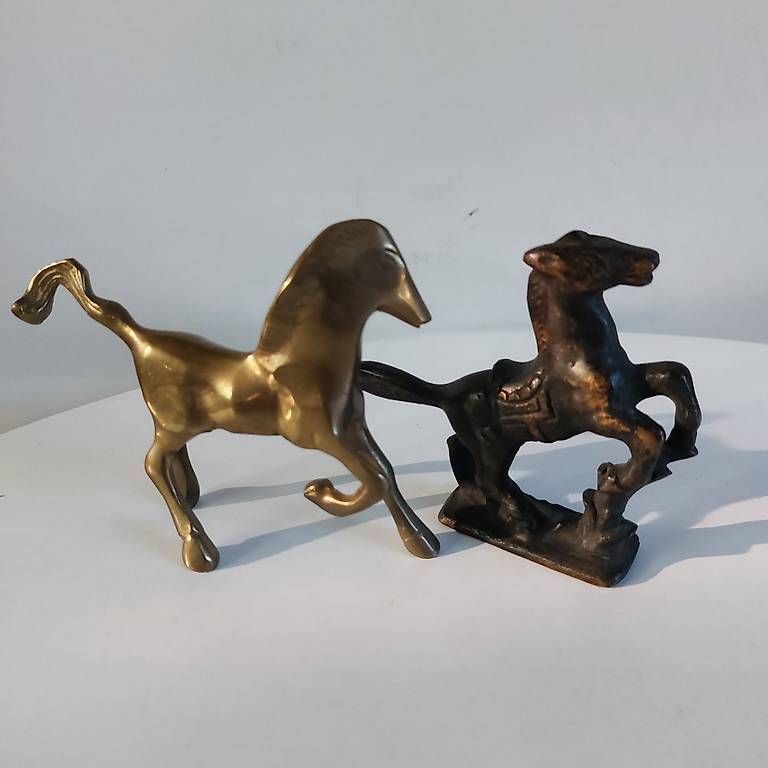 Statuette: Statuettes de chevaux – Usato da Bernex venduto da Weytras 2