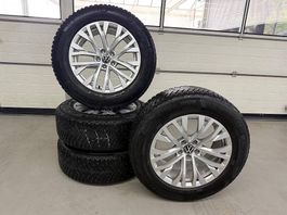 VW Touareg  Winterräder 235/65/18 Michelin 6mm mit Spikes  
