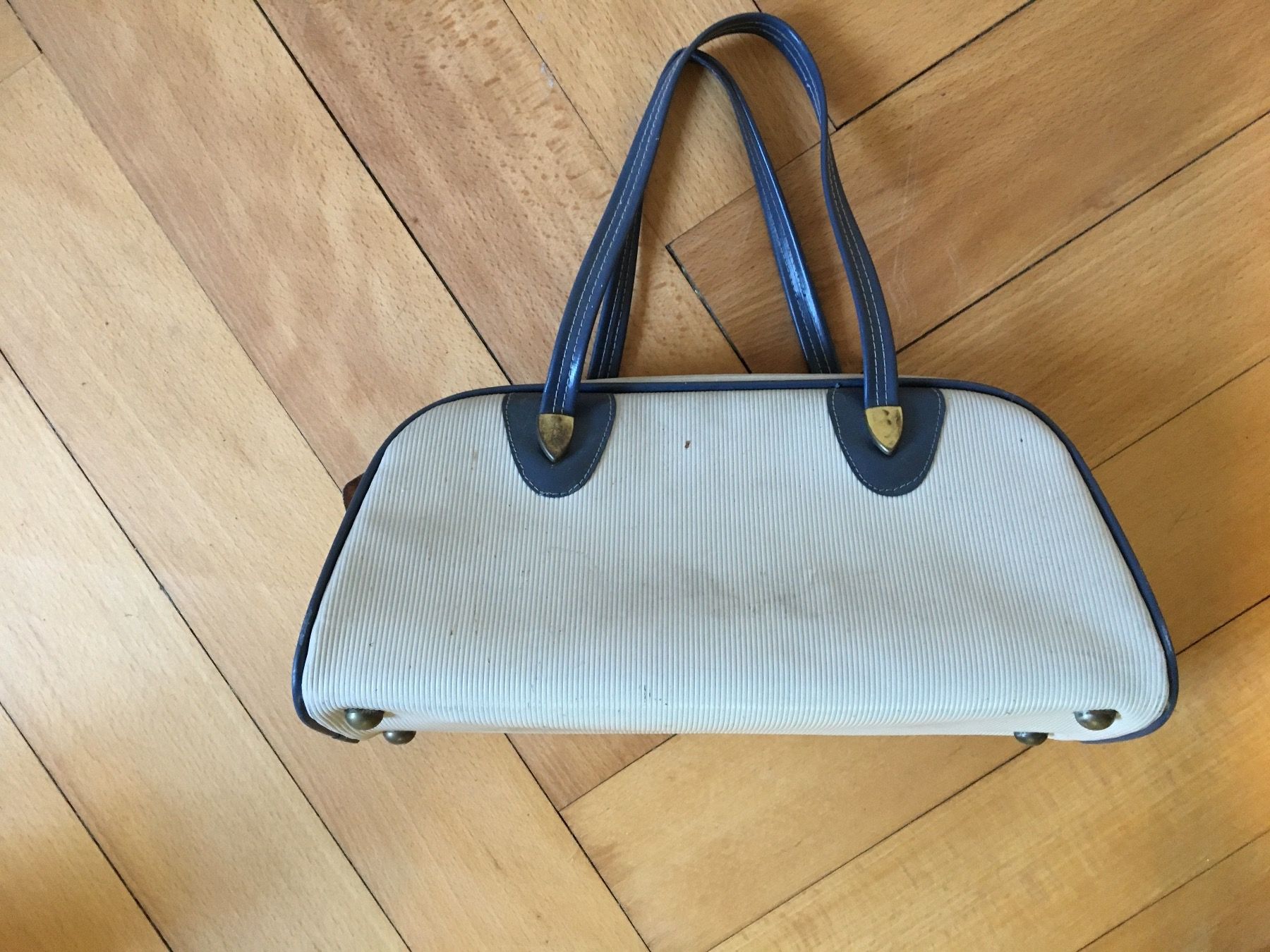 Borse da donna: Sac à main vintage – Usato da Cornaux NE venduto da THX01