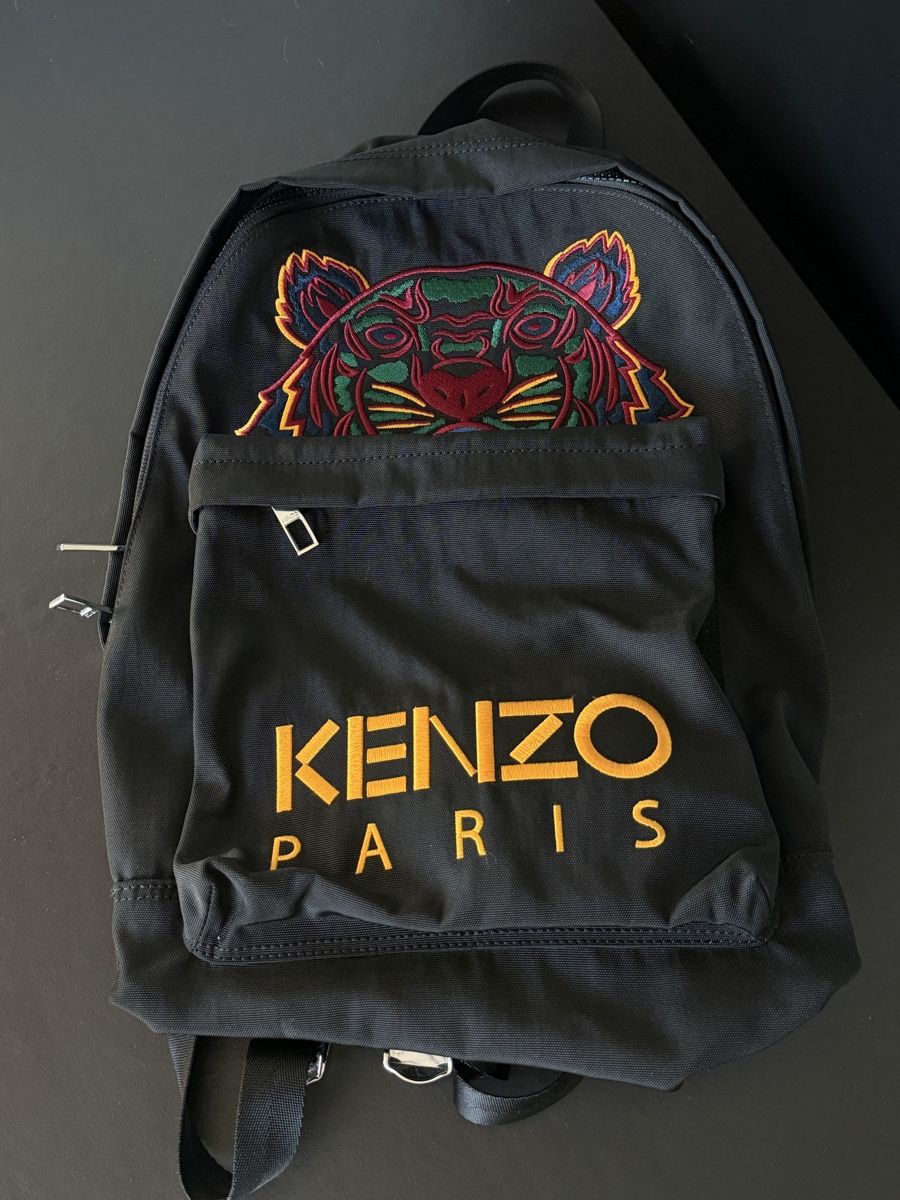 Kenzo Zaini: sac à dos Kenzo – Nuovo (secondo la descrizione) da Forel (Lavaux) venduto da julie13