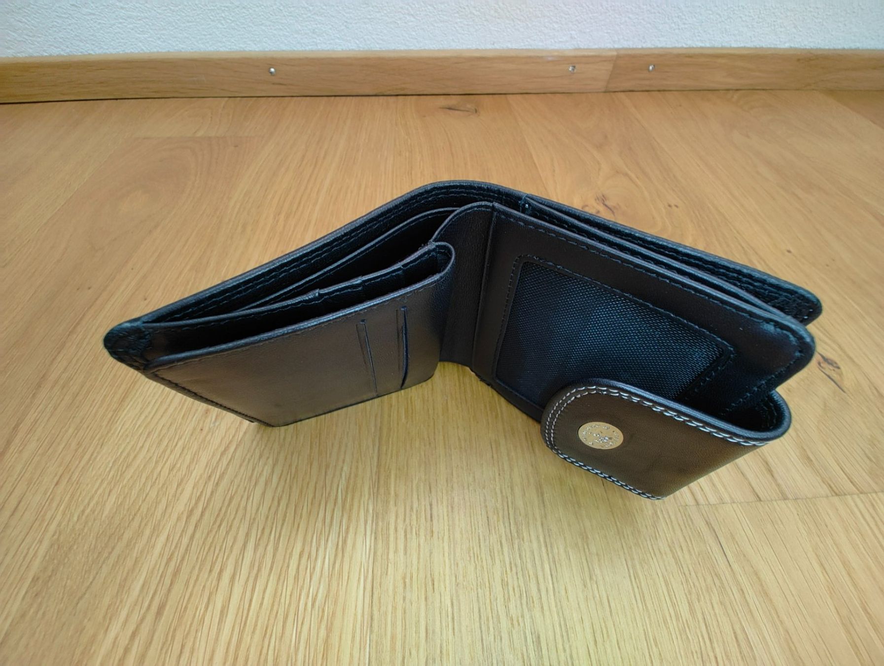 Brieftaschen: Portemonnaie schwarz – Neu (gemäss Beschreibung) aus Schwyz von Balmer92 3