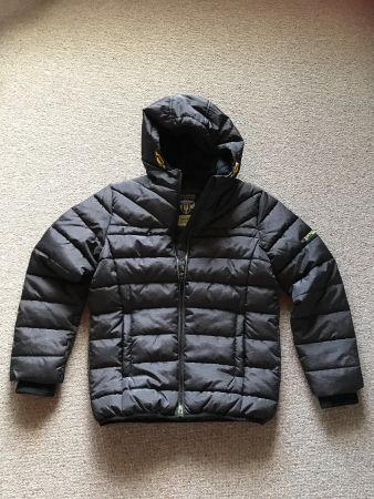 Coole Jacke für Jungs 146 - Fabrikneu