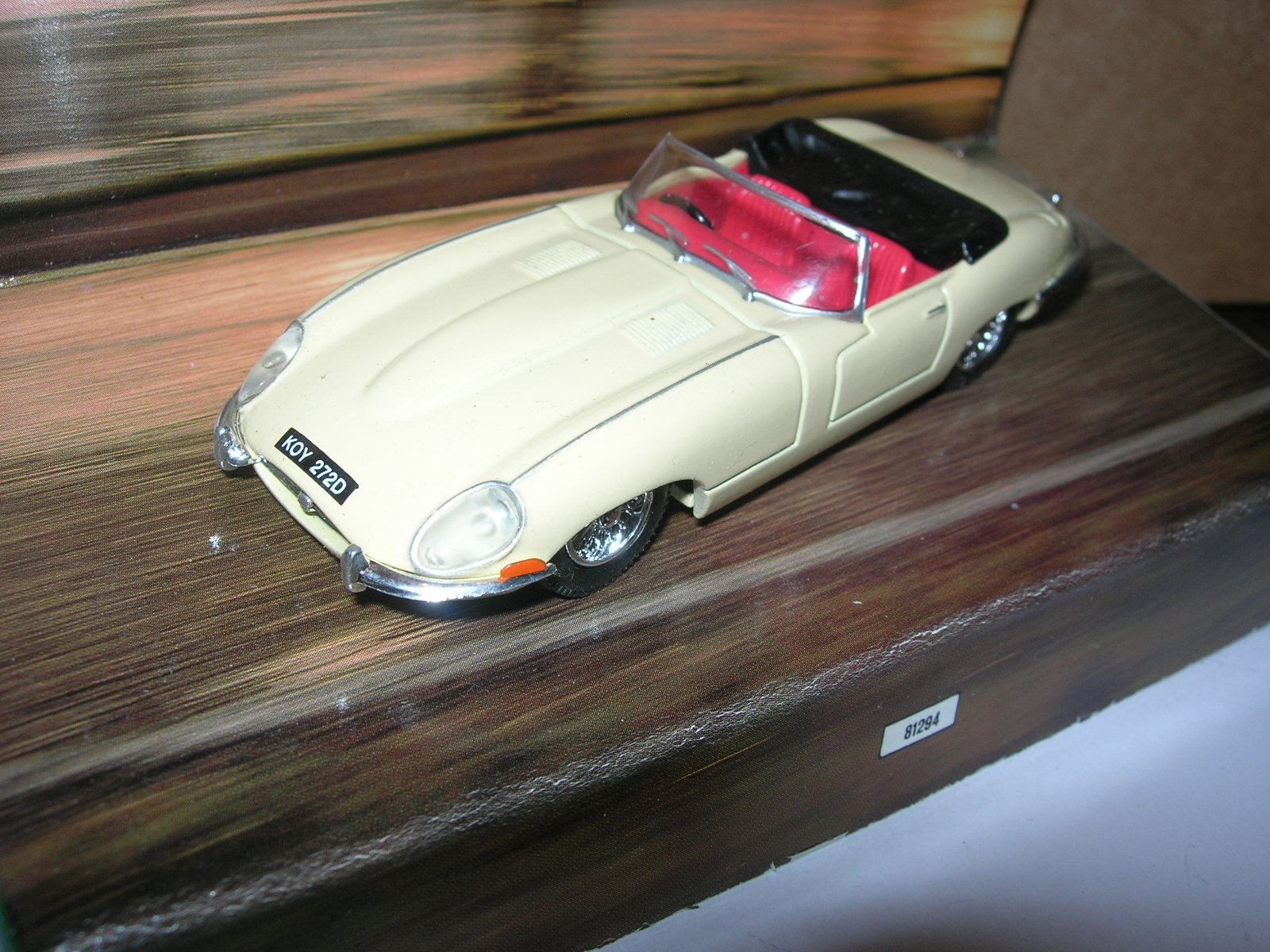 Jaguar Voitures modèles: Jaguar E Type Open ° Corgi 1:43 – Neuf avec emballage d'origine à Hornussen par Amw