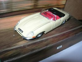 Jaguar E Type Open ° Corgi 1:43