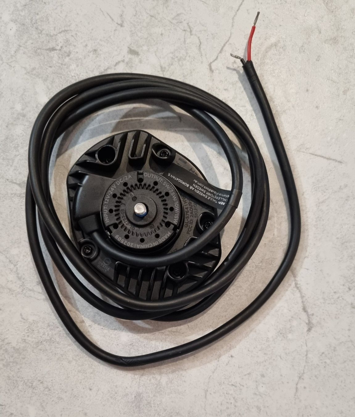 Supporti a parete: Quad Lock Waterproof Charger – 15 W – Usato da Berikon venduto da Meier-HolzerTanja 1