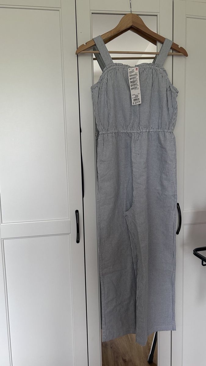 Tute: Jumpsuit - Uniqlo – Nuovo e nell'imballaggio originale da Eschenbach LU venduto da Ghalelou