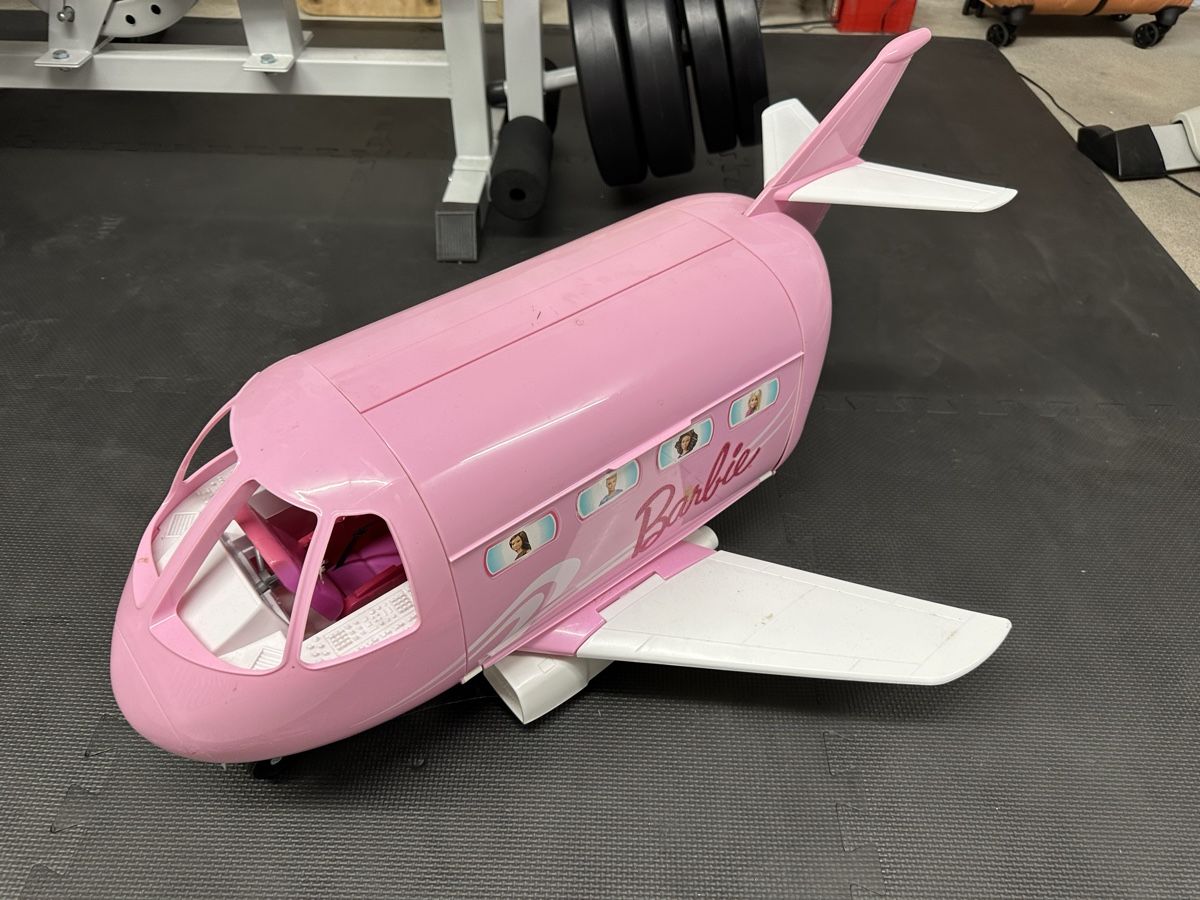 Jouets: Barbie Flugzeug  – D'occasion à Knonau par Soni2