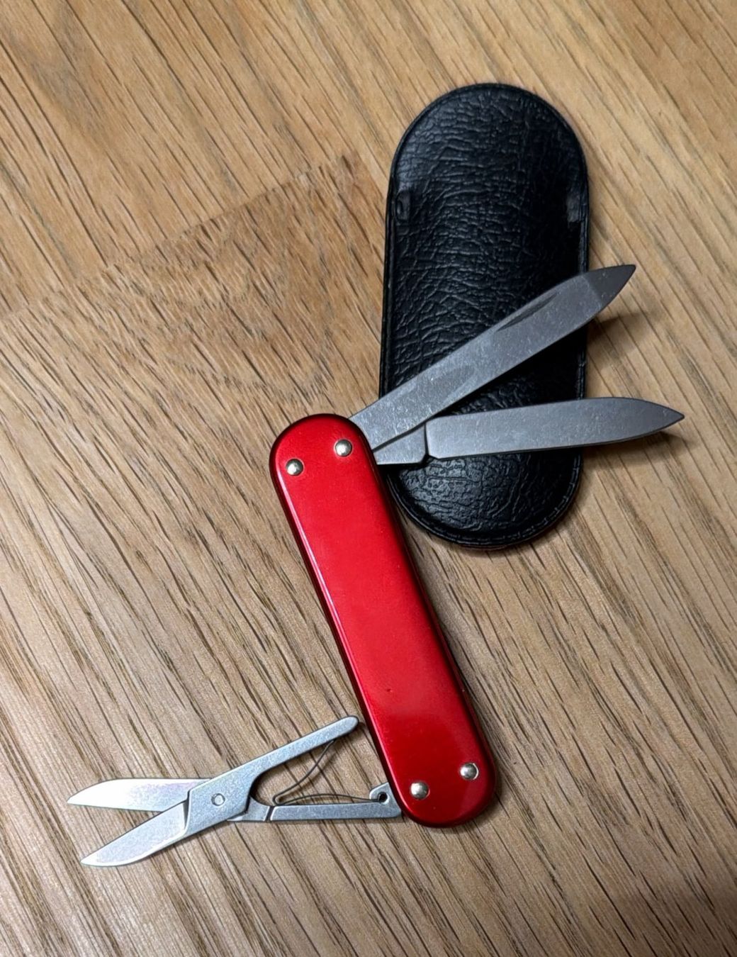 Victorinox Coltelli tascabile: VICTORINOX SACKMESSER MIT ETUI – Usato da Zürich venduto da Frei-Occasionen 4