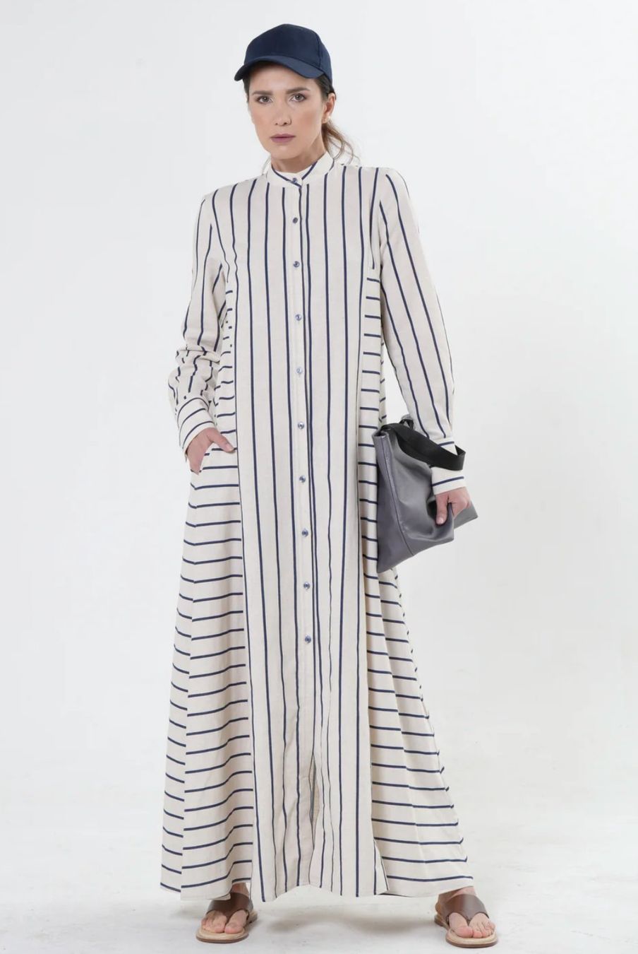 Robes: Maxi-Leinenkleid mit blauen Streifen - Designermode – Neuf avec emballage d'origine à Zürich par Naebeli