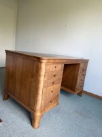 Holz Schreibtisch Vintage, mit Lederplatte, Top Zustand!