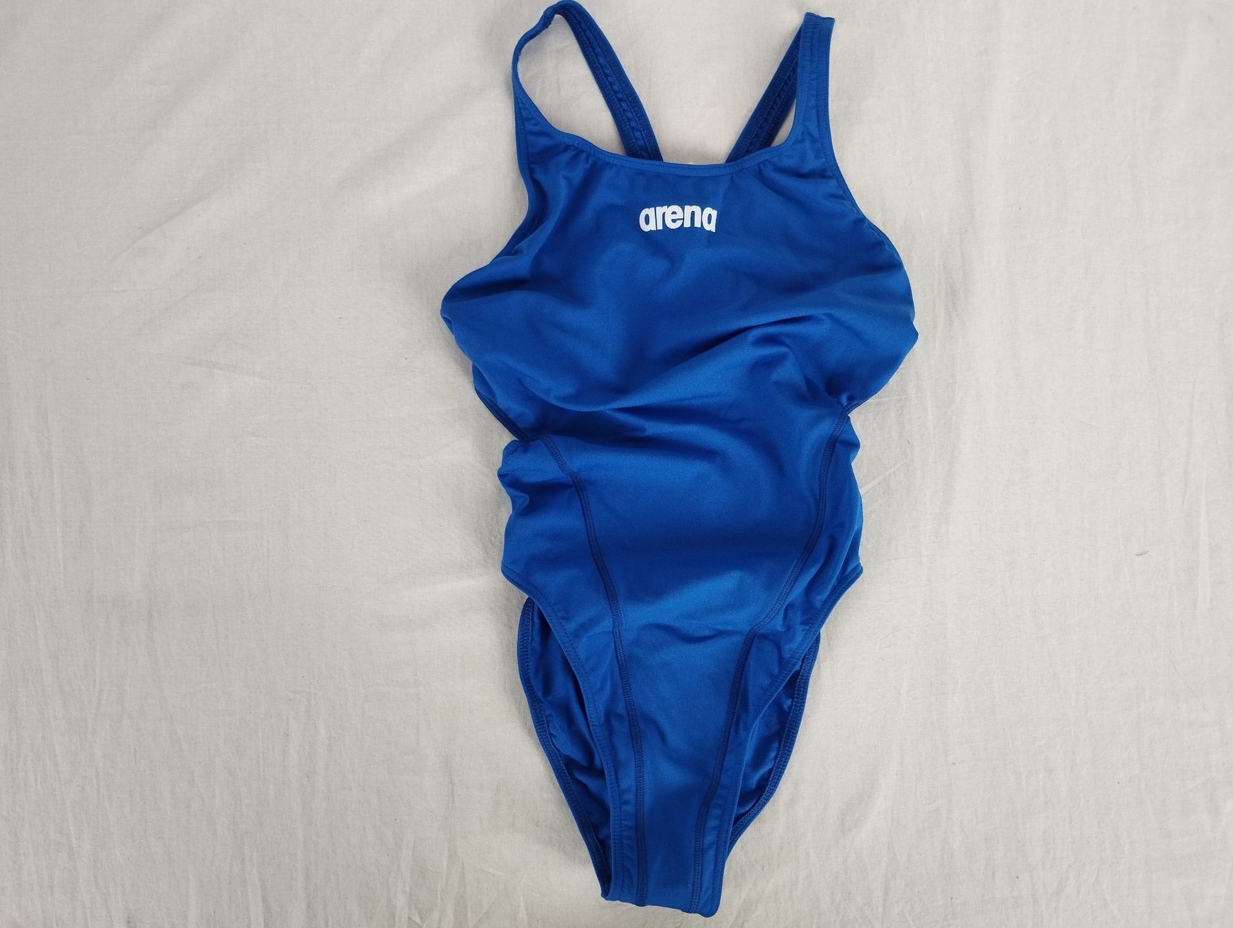 Arena Costumi da bagno & Bikini: ARENA Schwimmanzug blau Gr. 38 – Nuovo (secondo la descrizione) da Schübelbach venduto da Restwert_Schubelbach