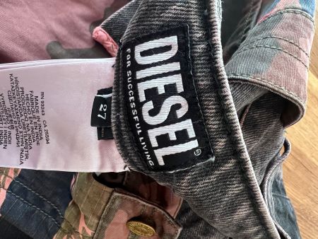 Diesel Minirock – ungetragen, ohne Etikett .