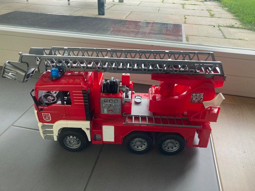 Bruder MAN Feuerwehrauto, mit Licht und Soundeffekten | Kaufen auf Ricardo