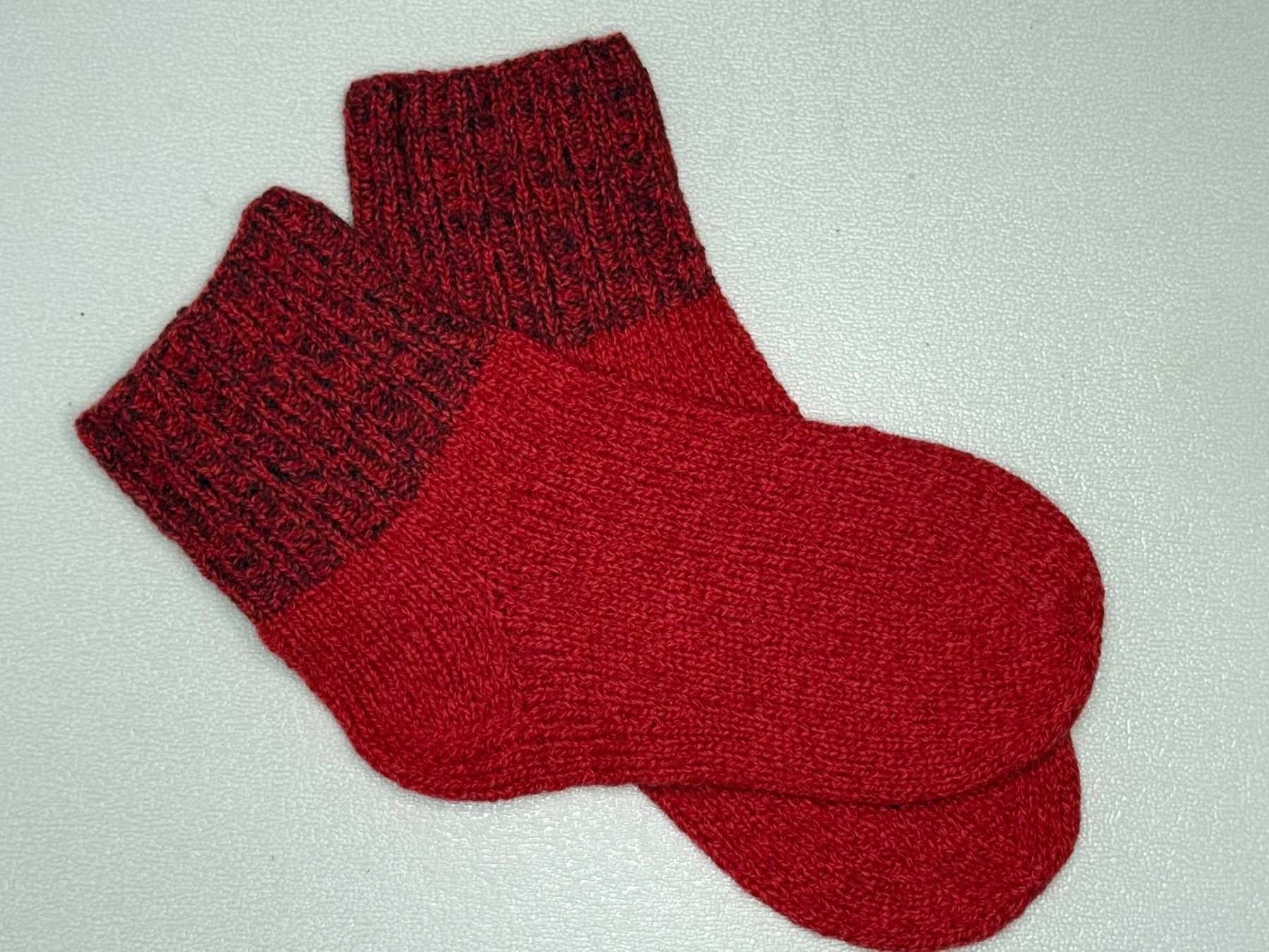 Calze: Cashmere 100%, Hand Made Knitted Red  Socks – Nuovo e nell'imballaggio originale da Lugano venduto da Luswre 2