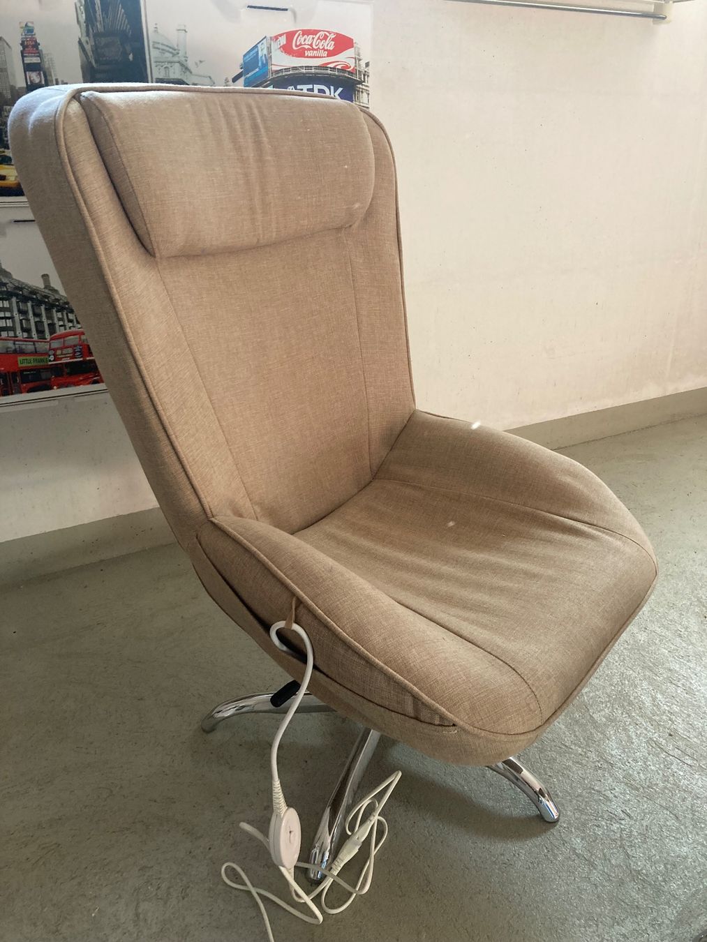 Poltrone: Relaxsessel mit Heizfunktion & Hocker | Drehbar | Beige – Usato da Sonterswil venduto da VD-Service 2