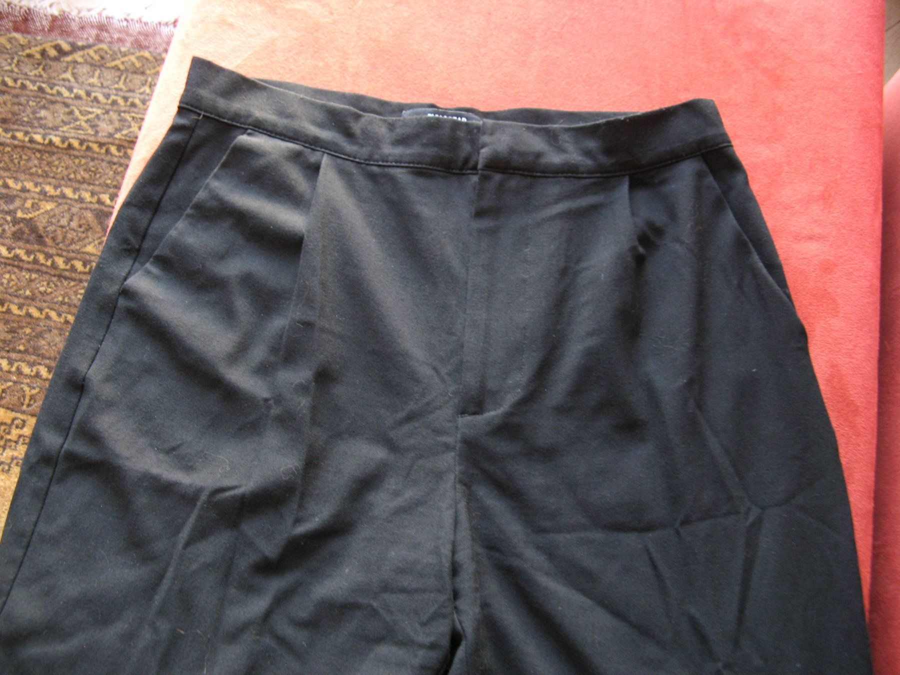 Pull&Bear Pantaloni: Hose schwarz Pull & Bear Gr. M – Usato da Zürich venduto da apil 7