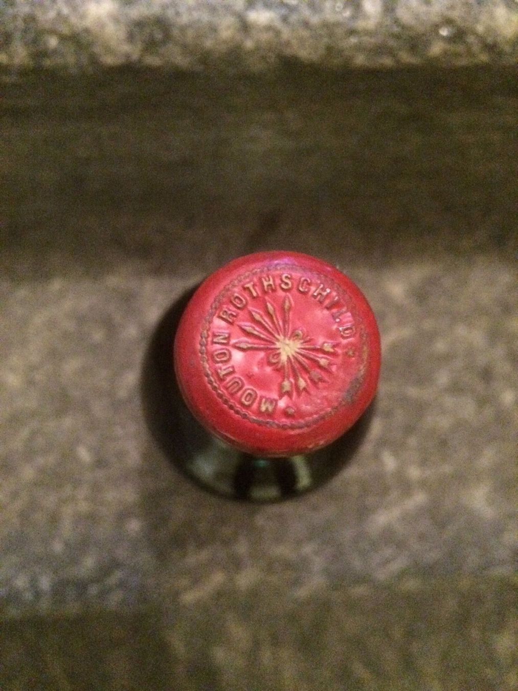 Mouton Rothschild Wein: Château Mouton Rothschild 1974 – Neu (gemäss Beschreibung) aus Zürich von Smilejocker 2